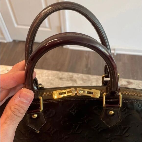 Louis Vuitton Alma GM - Picture 4 of 10